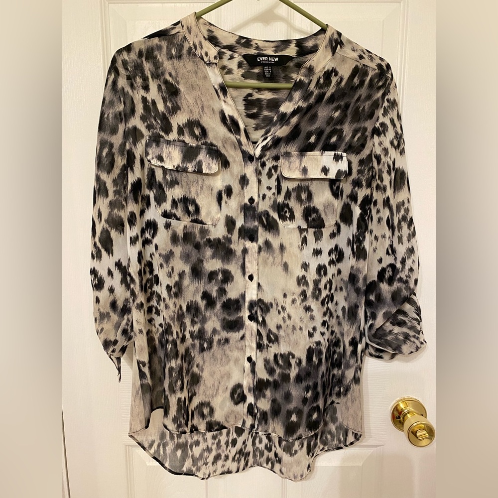 EVER NEW Melbourne Cheetah Print Blouse Size 8